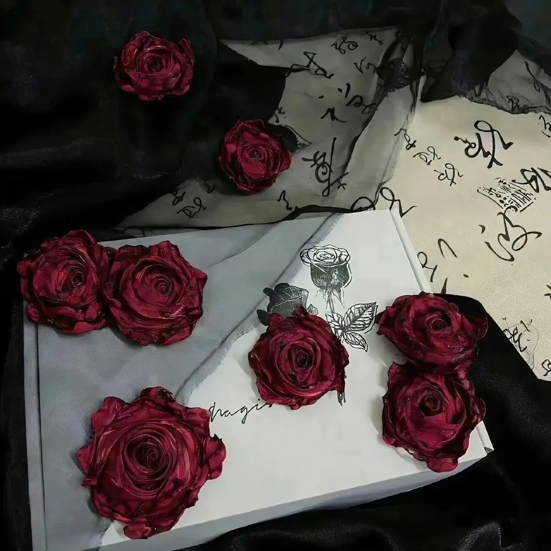 浪漫又唯美的玫瑰花图片高级感背景图